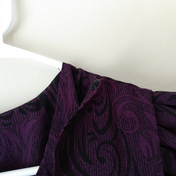 Handmade Mennonite Cape Dress 40"B 32"W Purple Old Colony Lattice Bodice - Picture 3 of 10